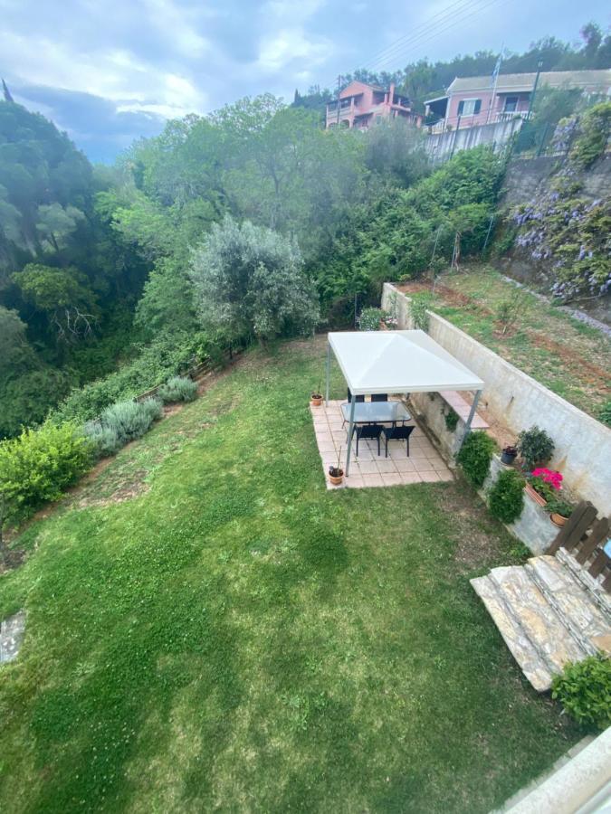 Chez Nikos Villa Kompitsion Bagian luar foto