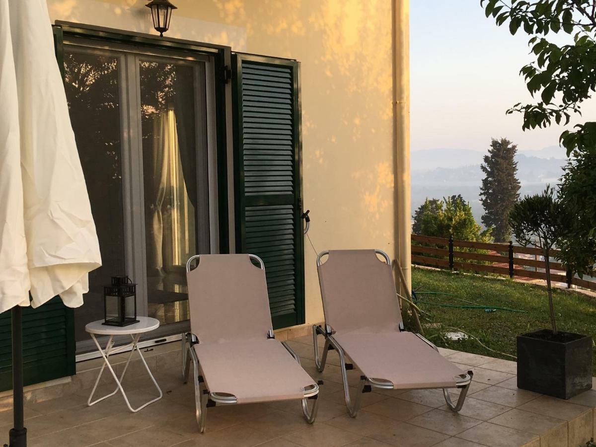 Chez Nikos Villa Kompitsion Bagian luar foto