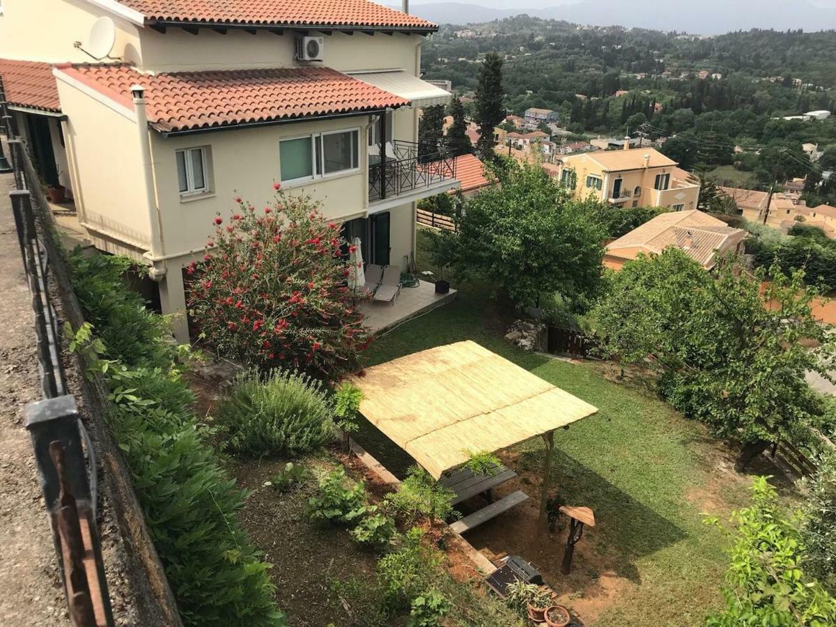 Chez Nikos Villa Kompitsion Bagian luar foto