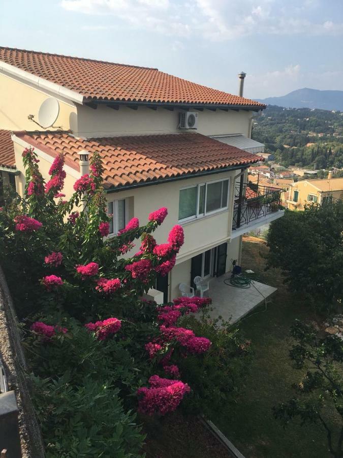 Chez Nikos Villa Kompitsion Bagian luar foto