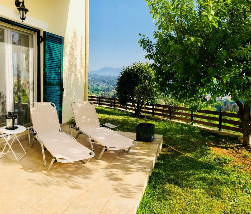 Chez Nikos Villa Kompitsion Bagian luar foto